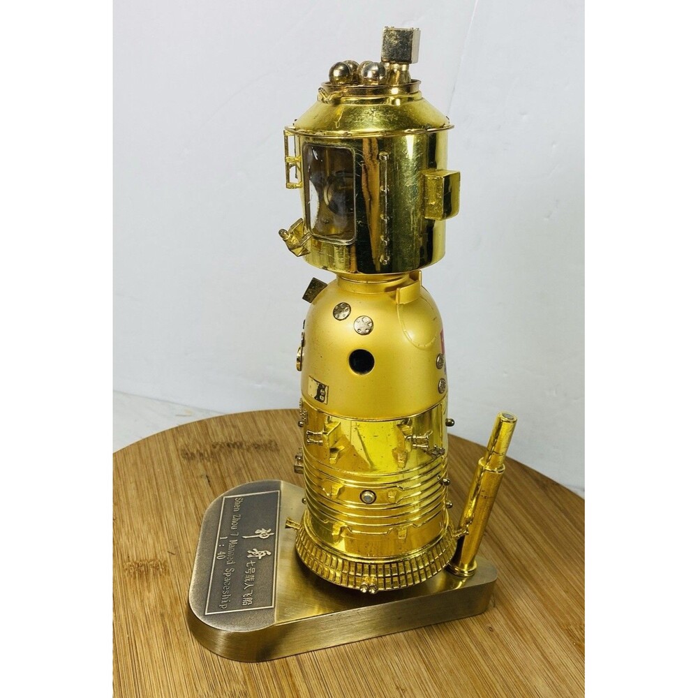 Vintage 1:40 China Shenzhou 7 Spacecraft DIECAST MODEL See Pic - Picture 3 of 9